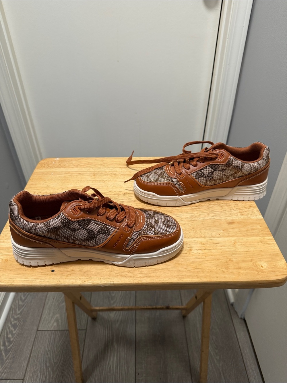 Coach Brown and White Signature Pattern Low-Top Sneakers with crystals - Picture 4 of 5